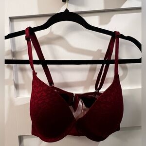 PINK Victoria's Secret Deep Red Bra